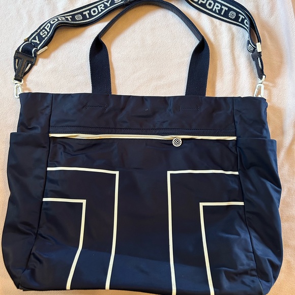 Tory Burch Handbags - Very gently used Tory Burch sport tote